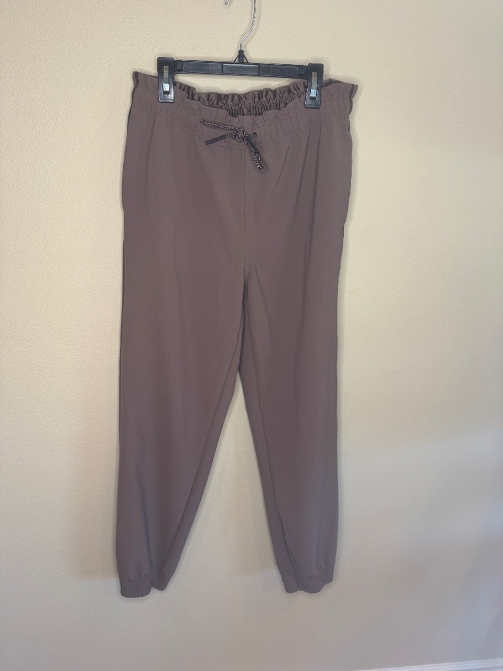 Athleta Metropolis Jogger Size 4 Mineral Brown Drawstring Pockets